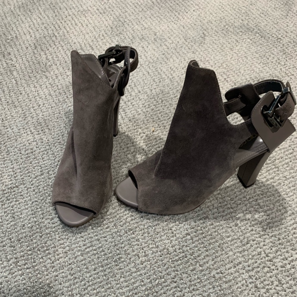 Beautiful grey suede peep toe angle booties